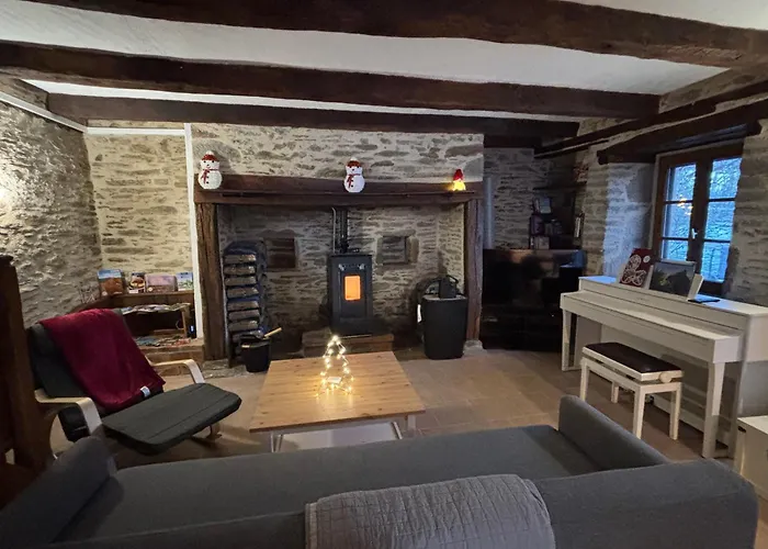 Lacouty Le Paradis! Ferienhaus Junhac