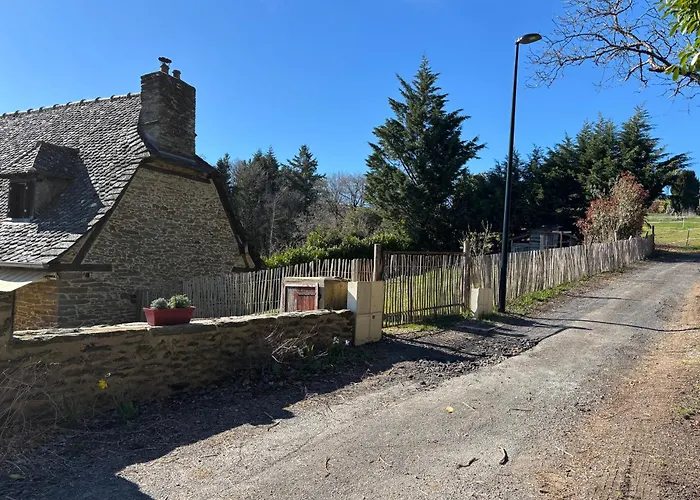 Lacouty Le Paradis! Ferienhaus Junhac